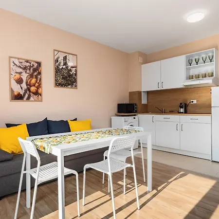 Nest Apartment